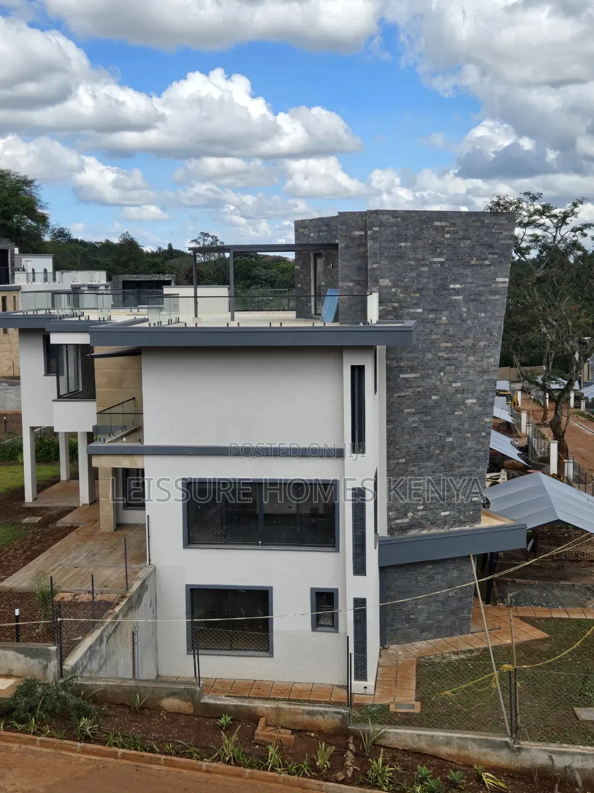 4bdrm Townhouse / Terrace in Loresho for rent
