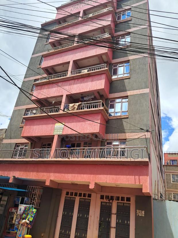 20bdrm Apartment in Kasarani (Seasons) for sale