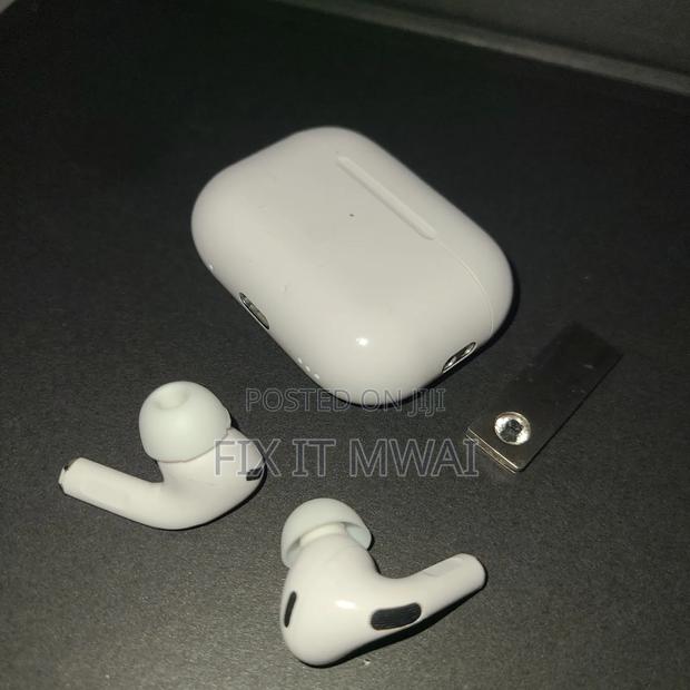 Airpods Pro (2nd Generation) With Usb-C Charging Case (Release 2023) - thumbnail 9