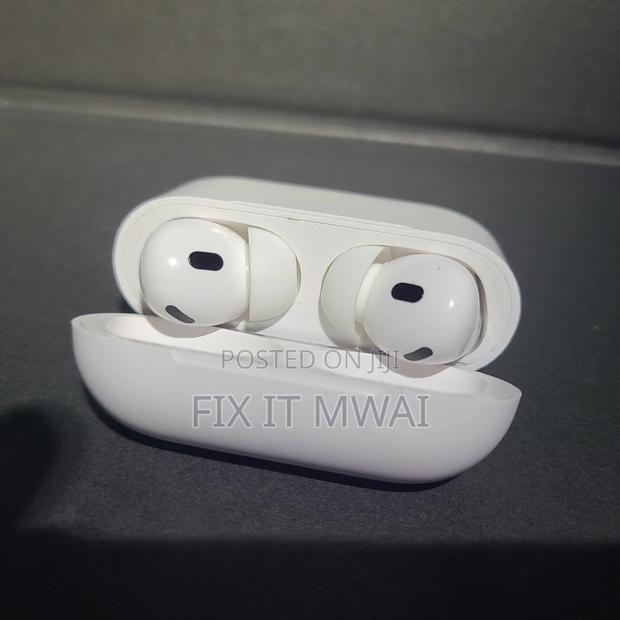 Airpods Pro (2nd Generation) With Usb-C Charging Case (Release 2023) - thumbnail 10