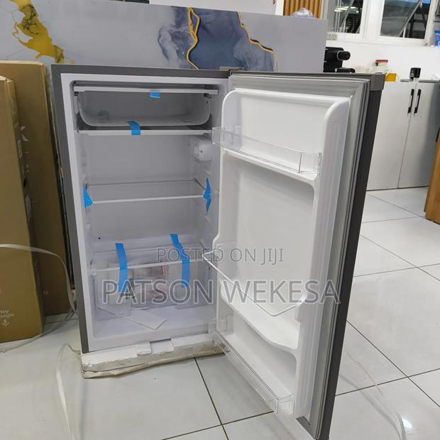 SCL Rsd90pg 90l Single Door Refrigerator - thumbnail 3