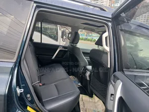 Toyota Land Cruiser 2019 Gray