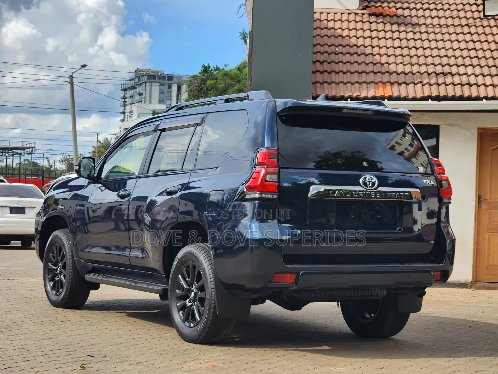 Toyota Land Cruiser Prado 2.8 2019 Blue