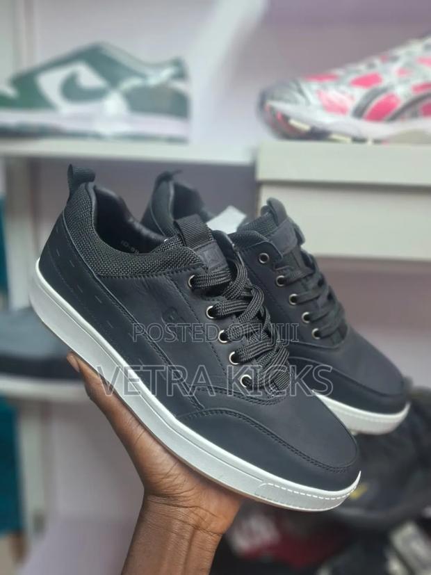 Catappillar Men Casual Sneakers