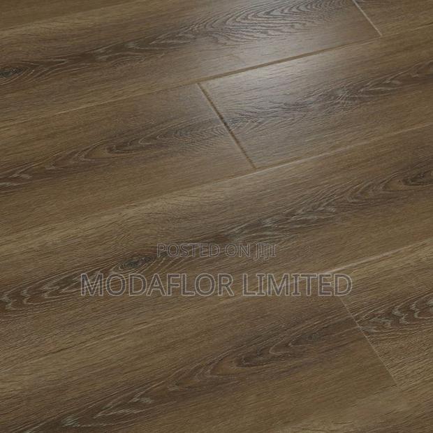 Laminate Flooring for Modern Homes, Offices and Interior Spaces