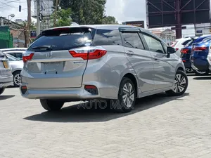 Honda Fit Shuttle 1.5 Hybrid 2WD 2019 Gray