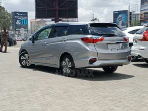 Honda Fit Shuttle 1.5 Hybrid 2WD 2019 Gray