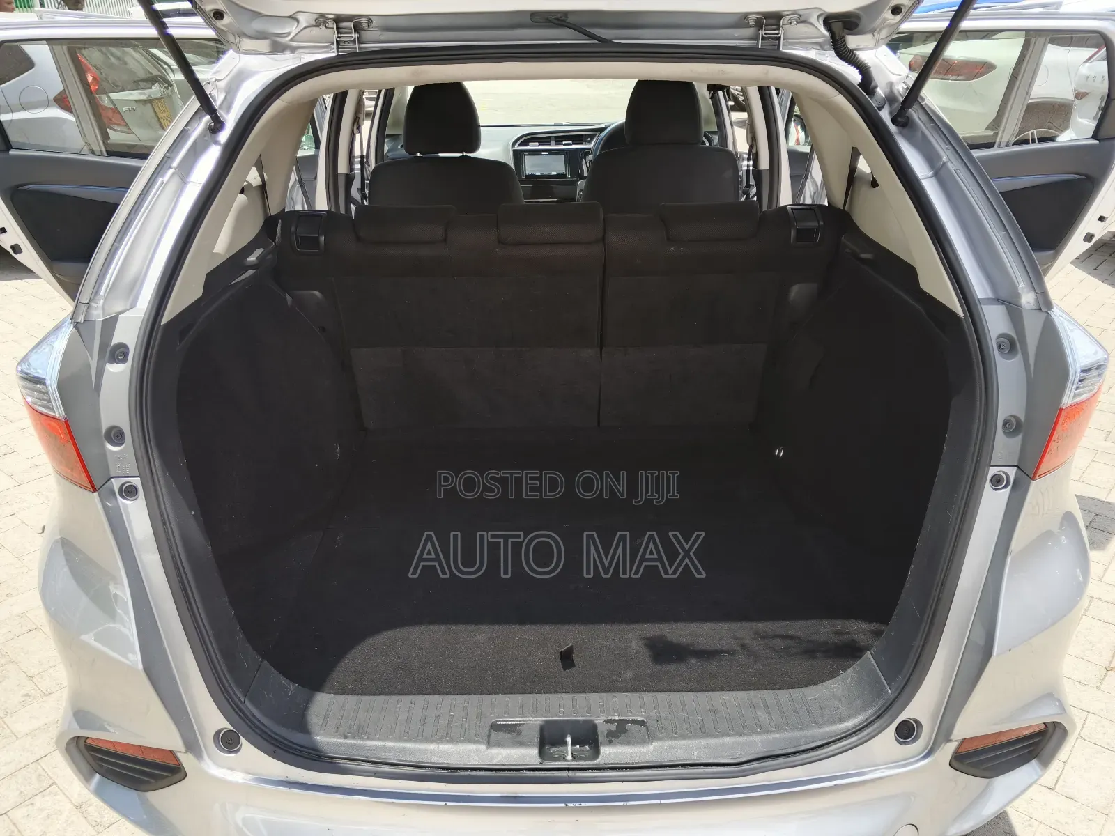 Honda Fit Shuttle 1.5 Hybrid 2WD 2019 Gray