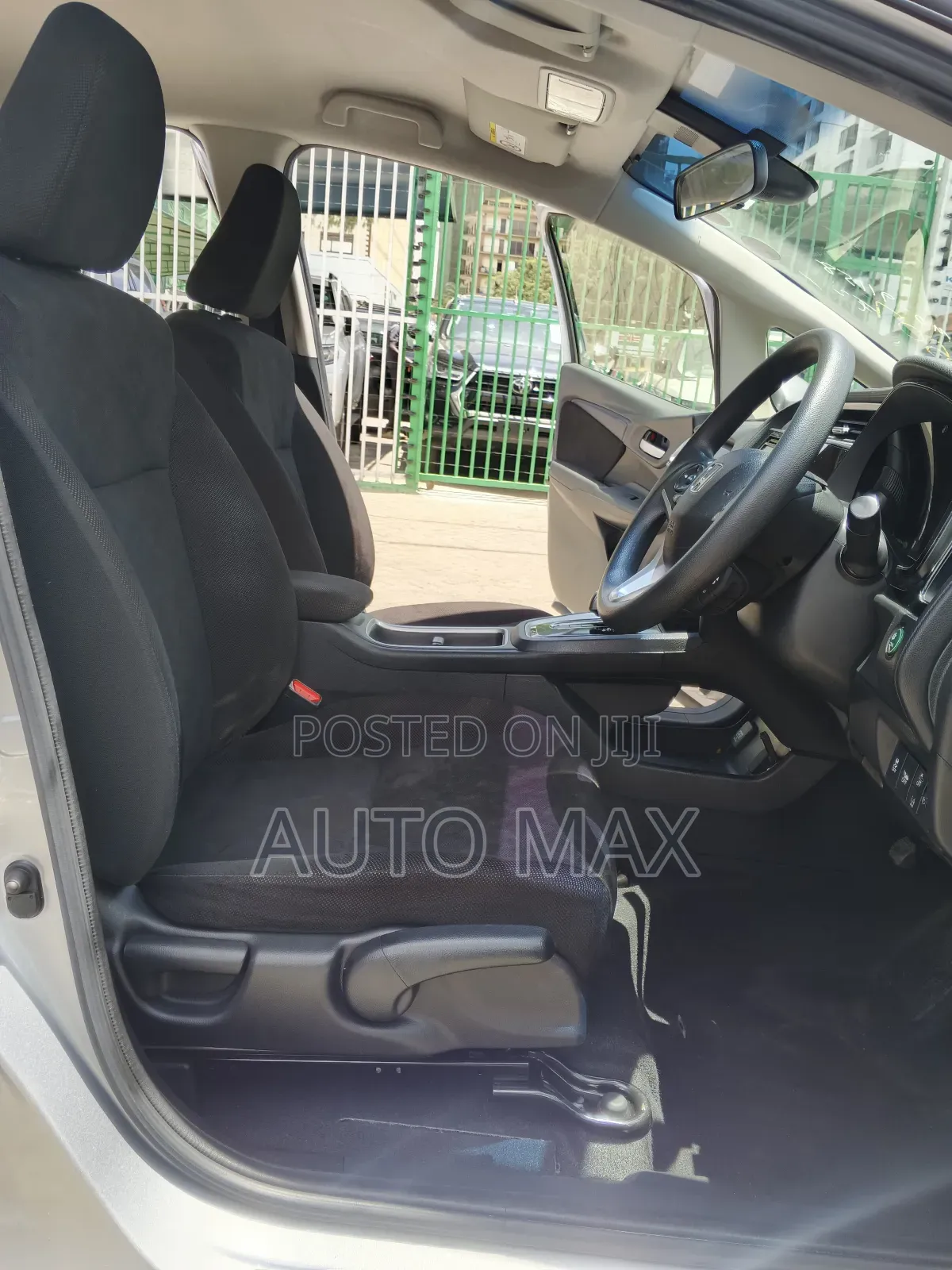 Honda Fit Shuttle 1.5 Hybrid 2WD 2019 Gray