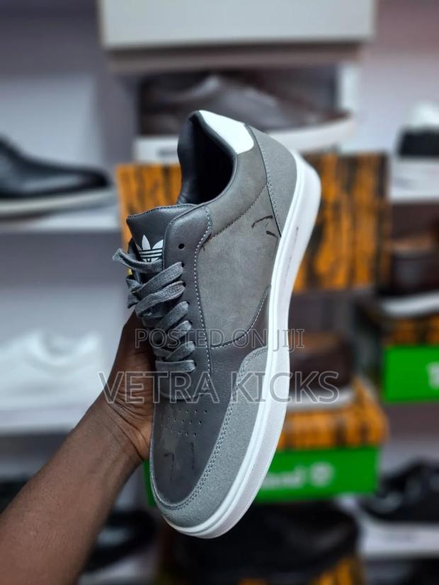 Adidas Casuals Gray - thumbnail 2