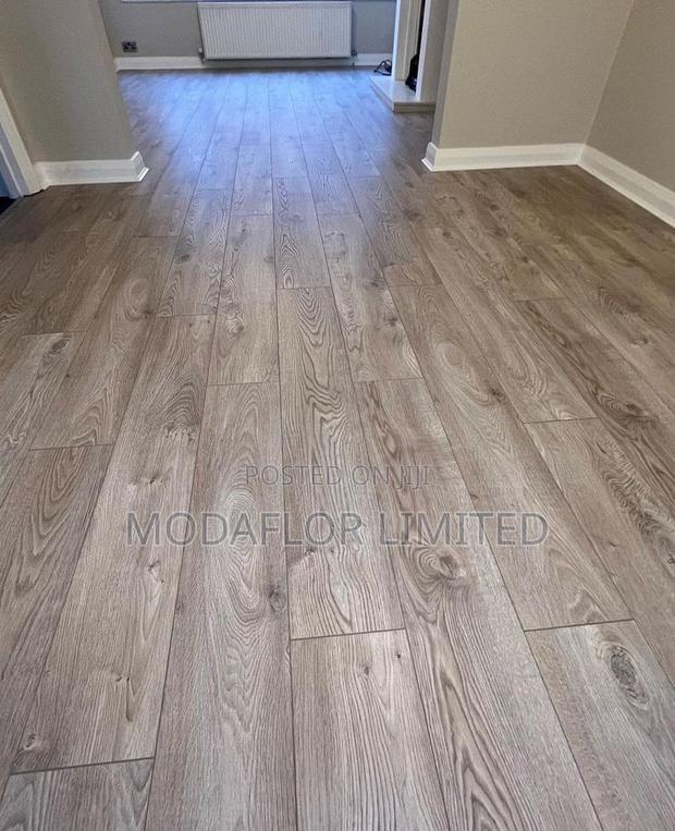 Wood Style Laminate Flooring for Clean and Elegant Interior Spaces