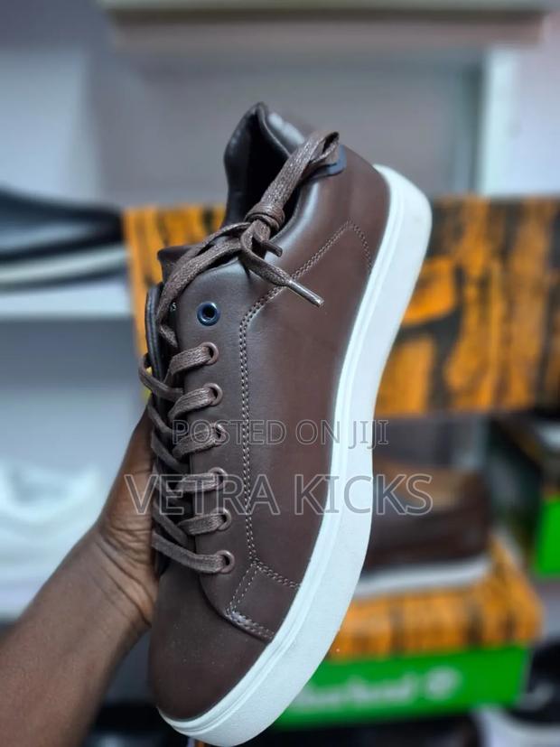Lacoste Men Casuals Brown - thumbnail 3
