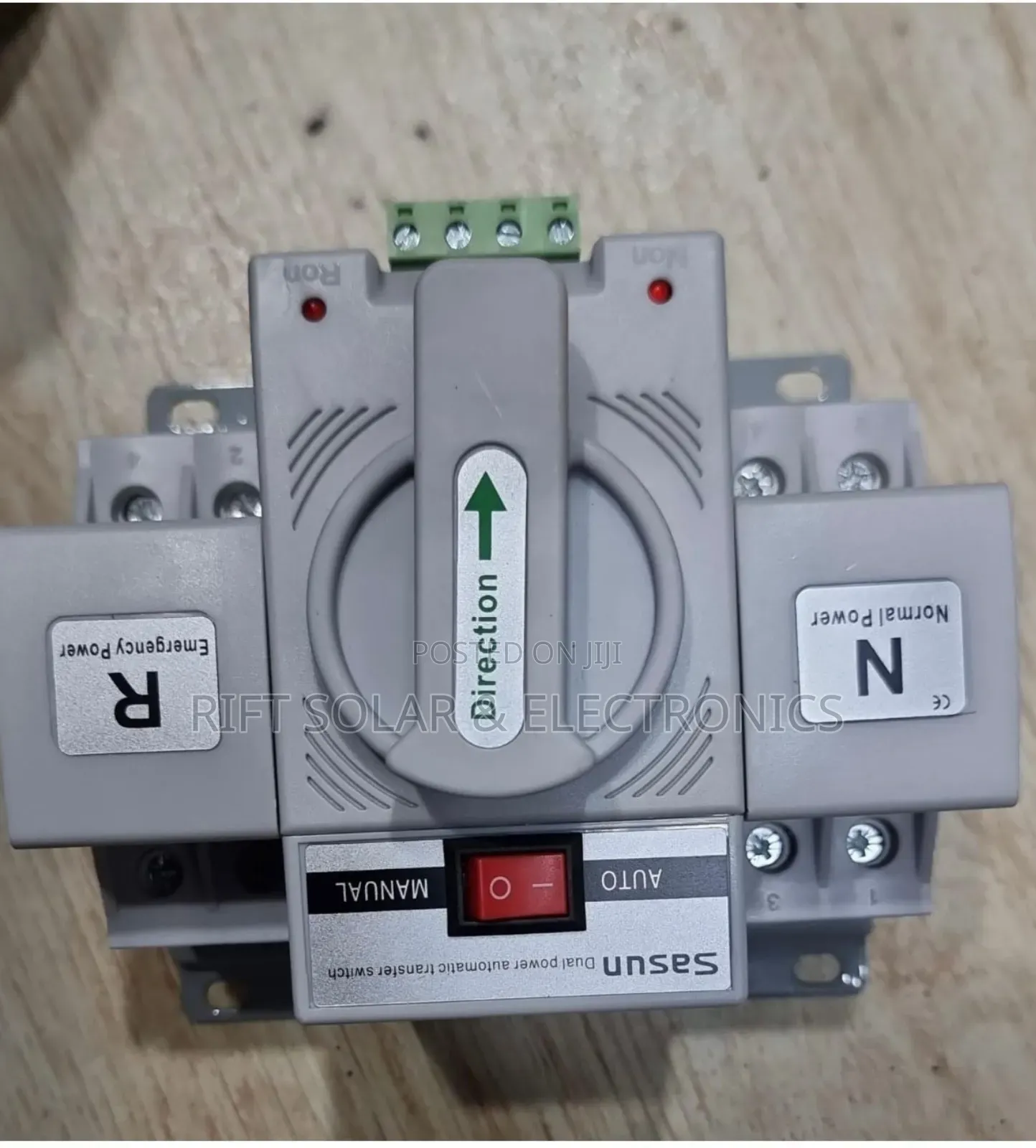 3kw Hybrid Solar Kit - 2.56 - 24v KWH Lithium Battery - (2)625w Solar