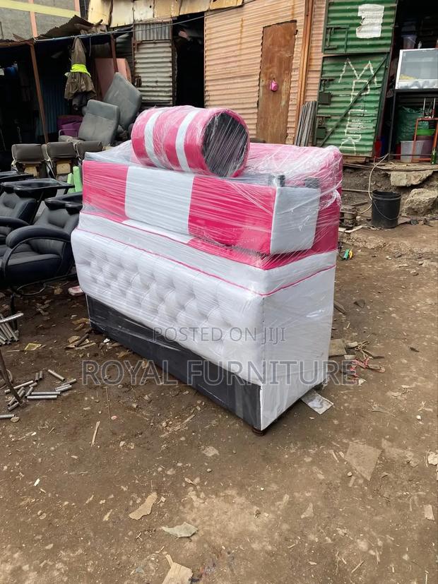 Pedicure Seat - thumbnail 4