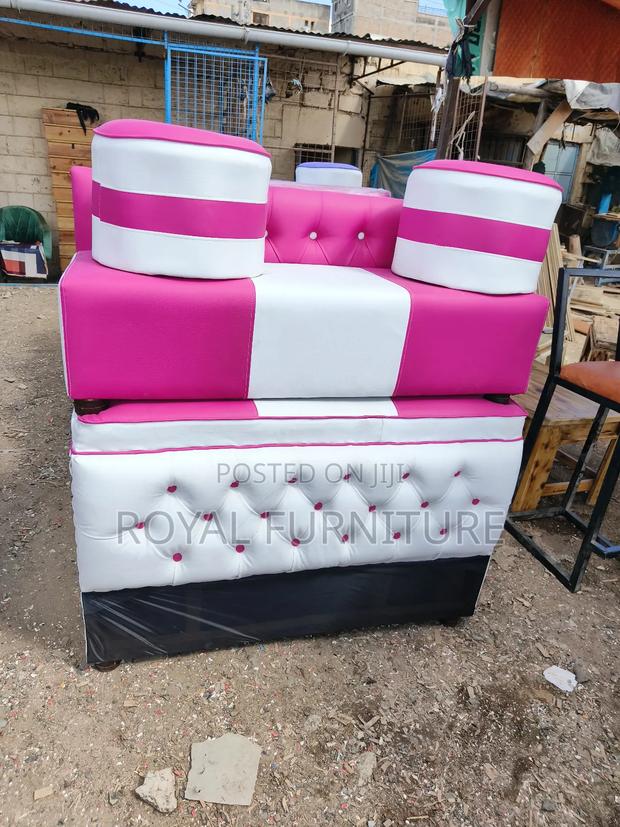 Pedicure Seat - thumbnail 5