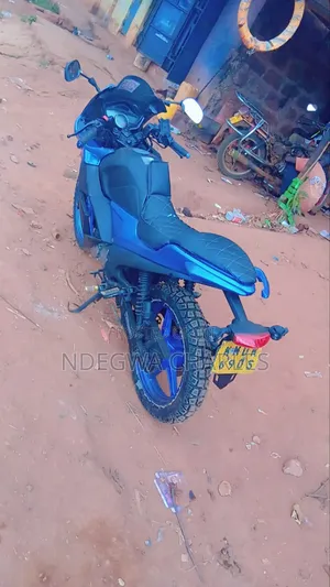 Hero Karizma ZMR 2017 Blue
