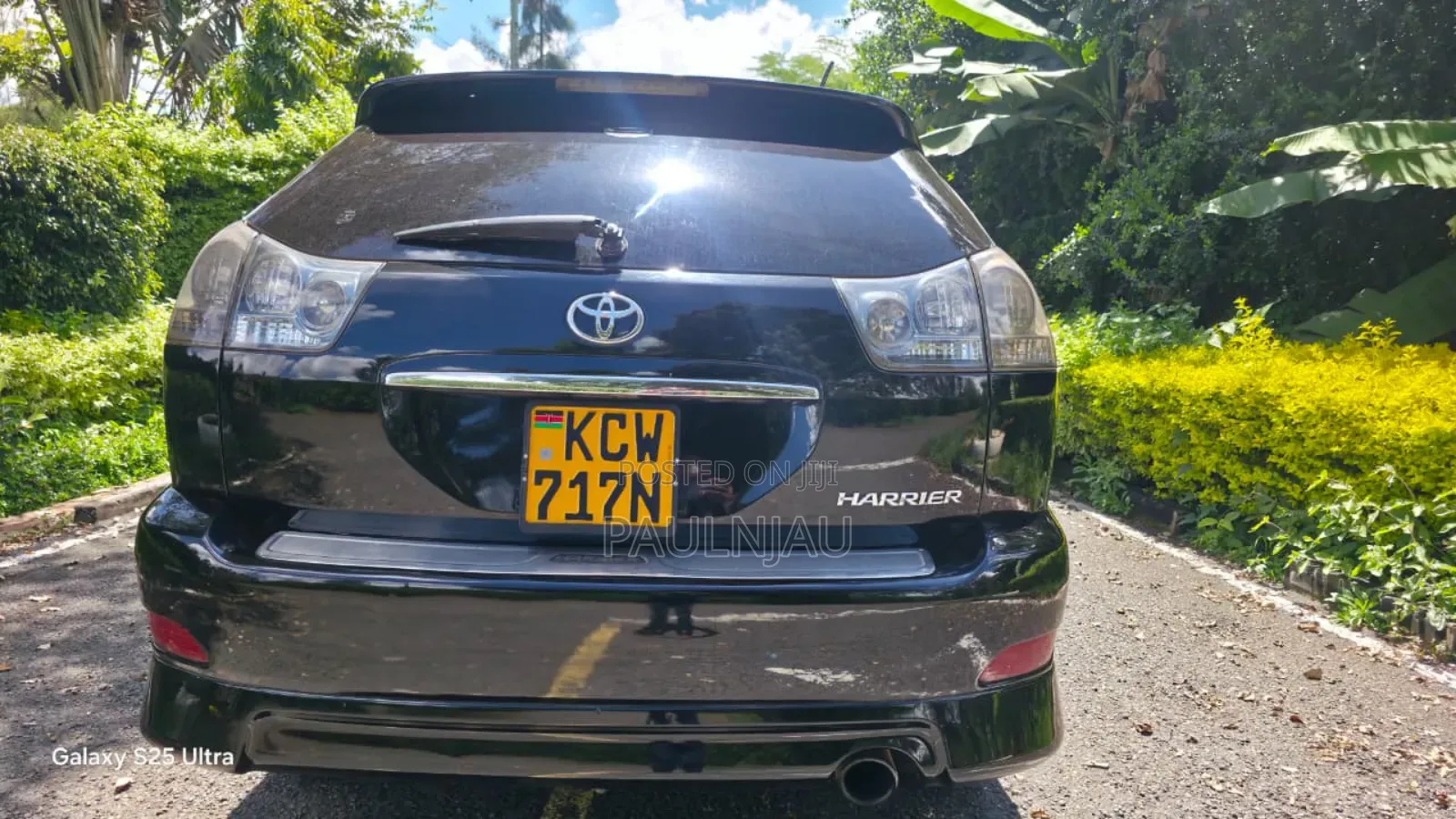 Toyota Harrier 2012