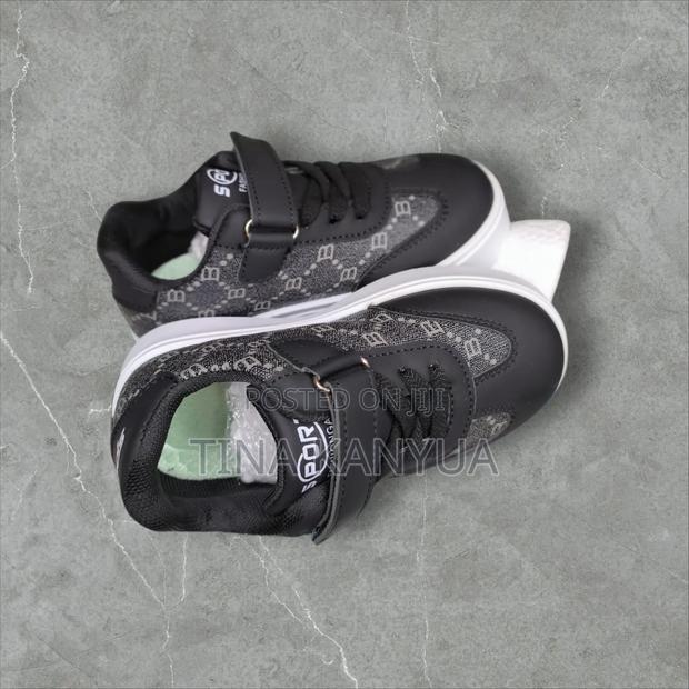 Unisex Black Dotted Shoe - main view