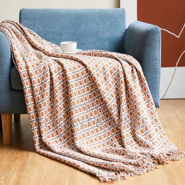 Printed Knitted Throw Blanket - main view