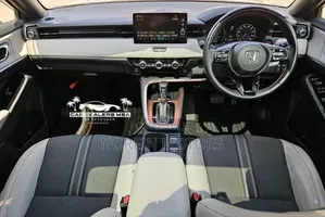 Honda Vezel 2021 Beige