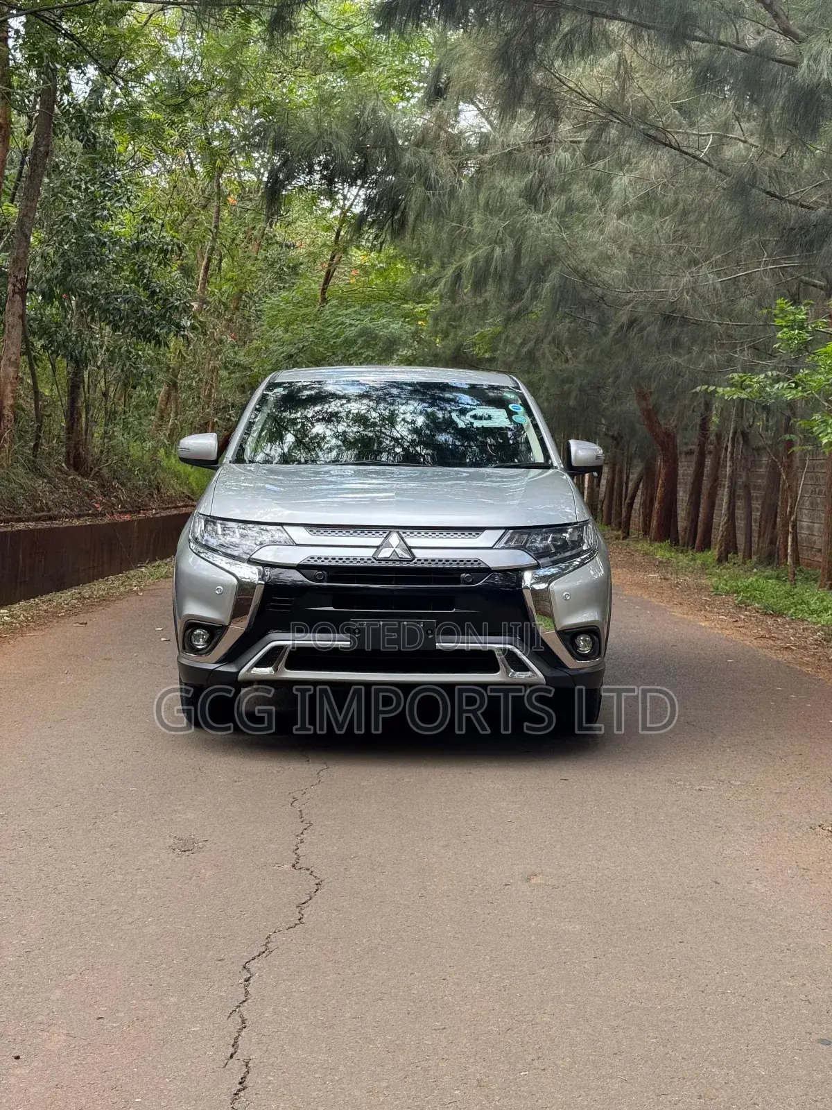 Mitsubishi Outlander 2020 Silver