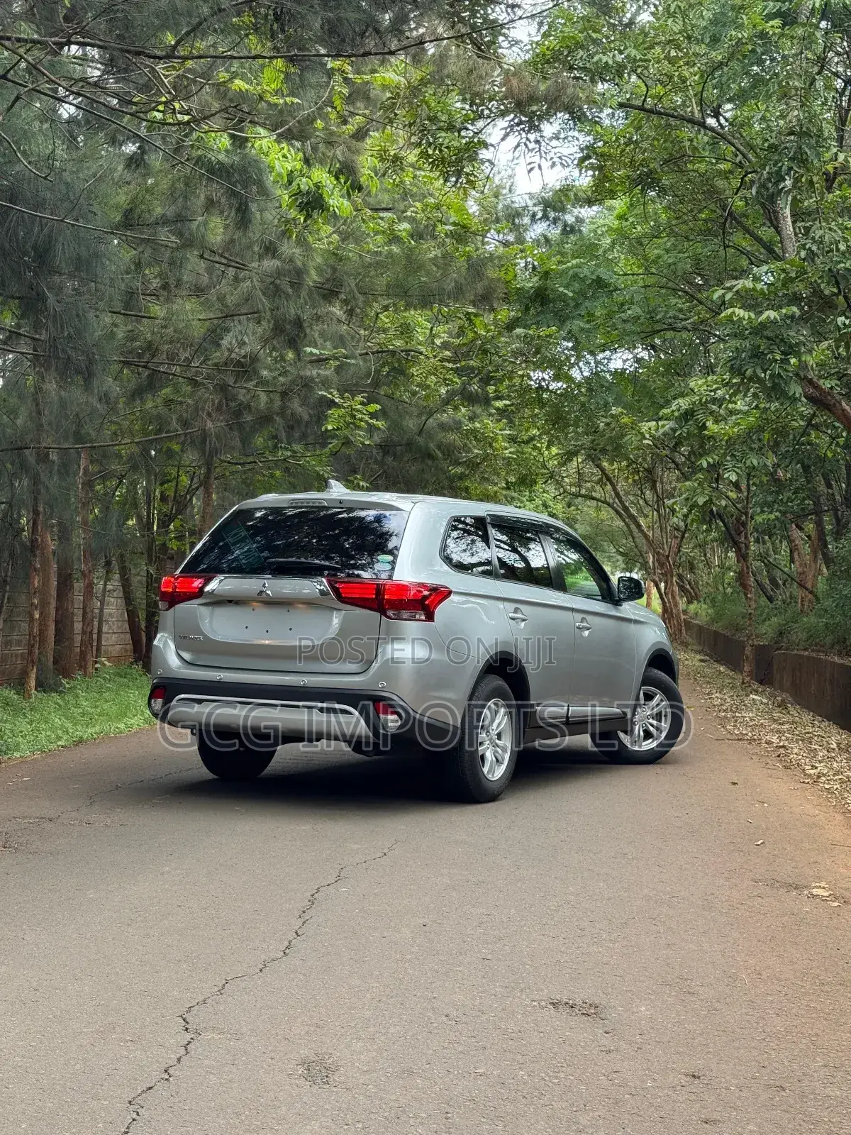 Mitsubishi Outlander 2020 Silver