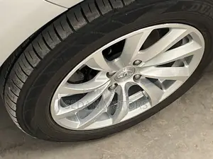 Toyota Axio 2019 Silver