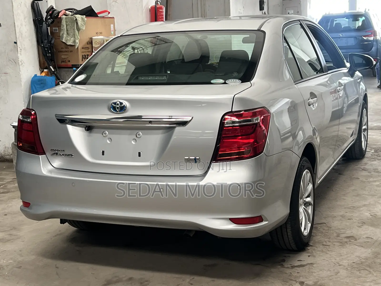 Toyota Axio 2019 Silver