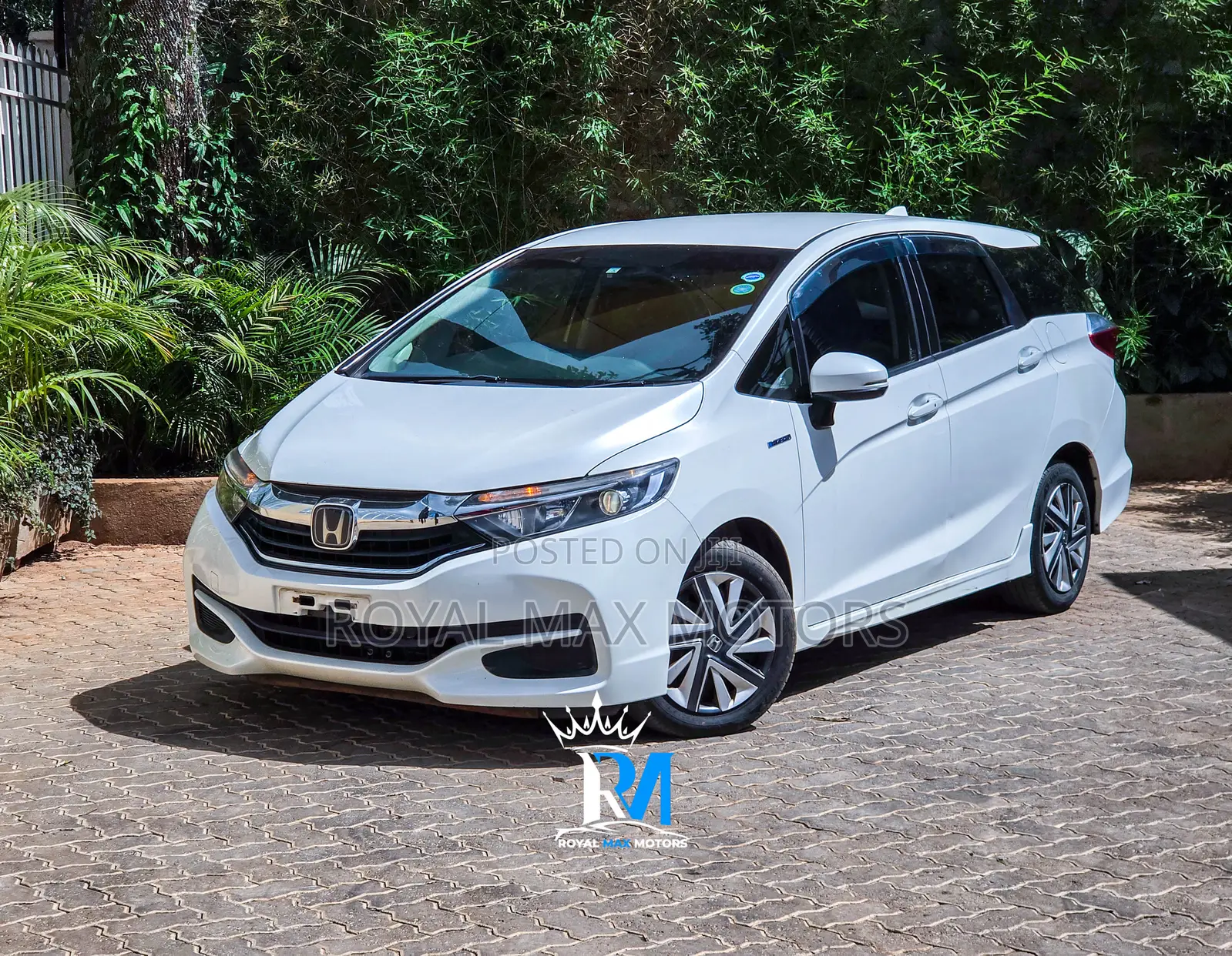 Honda Shuttle 1.5 Hybrid 2WD 2018 White