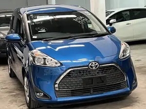 Toyota Sienta 2019 Blue