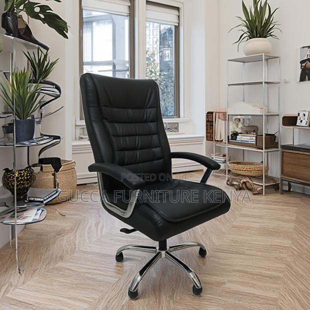 Adjustable Black Leather Staff Desk Chair - thumbnail 7