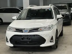 Toyota Corolla Fielder 2020 White