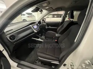 Toyota Corolla Fielder 2020 White