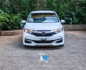 Honda Shuttle 1.5 Hybrid 2WD 2018 White