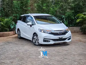Honda Shuttle 1.5 Hybrid 2WD 2018 White
