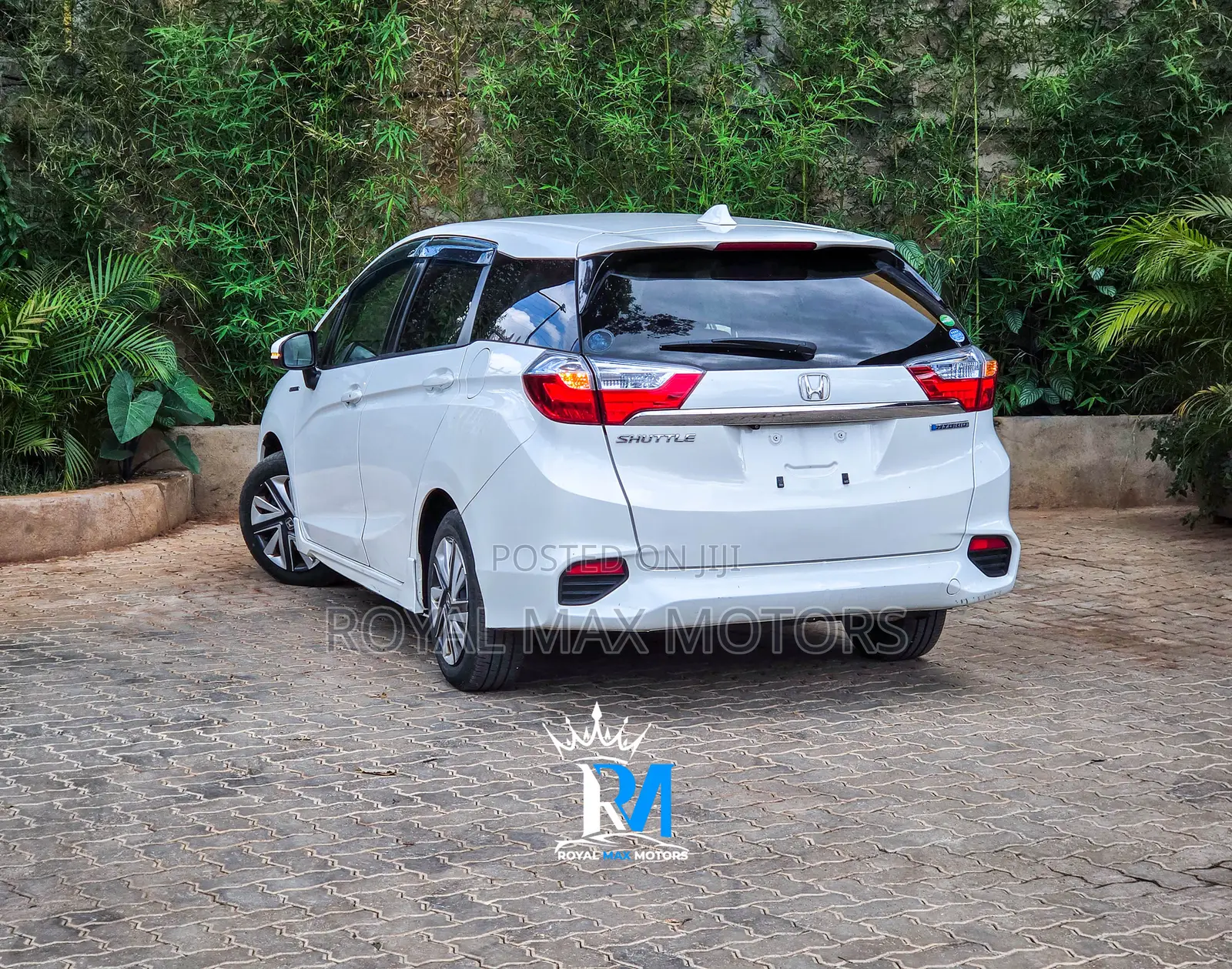 Honda Shuttle 1.5 Hybrid 2WD 2018 White