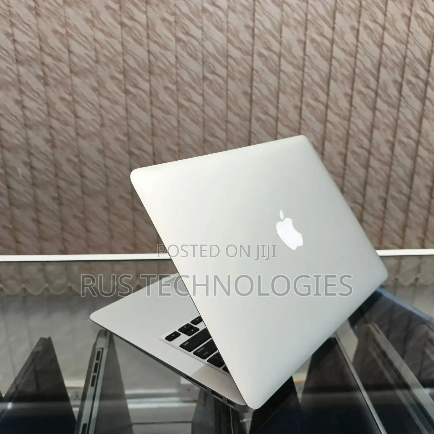 Laptop Apple MacBook 2017 16GB Intel Core i5 SSD 256GB