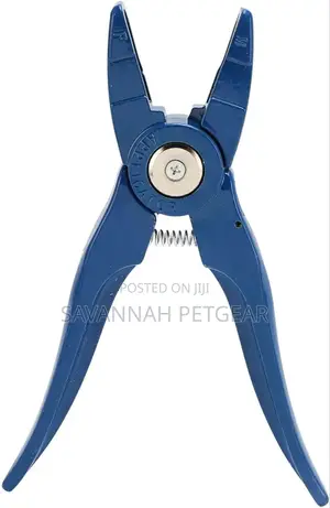 Universal Cattle Ear Tag Applicator for Cattle, Pigs, Sheep and Goats