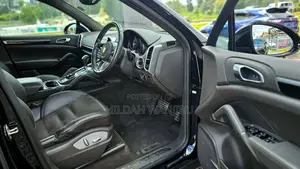Porsche Cayenne 2018 Black