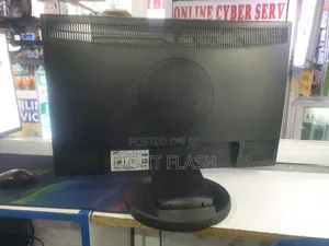 Samsung 24 Inches Stetched