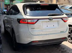 Toyota Harrier 2019 Pearl