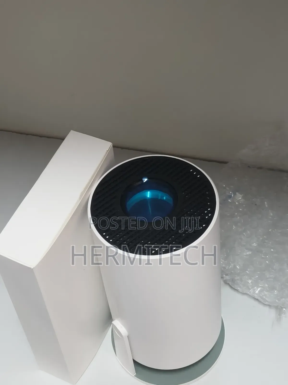 Wifi Smart Bluetooth Connection Inbuilt Speakers Hy 300 Projector