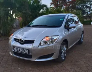 Toyota Auris 2008 Pink