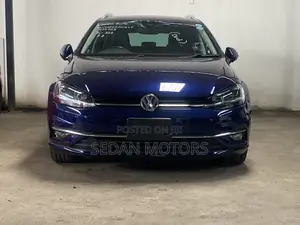 Volkswagen Golf 2019 Blue