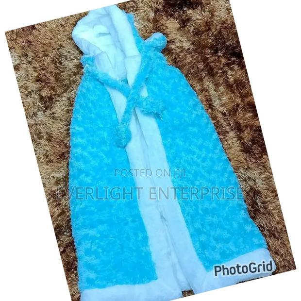 Hooded Shawl - main view