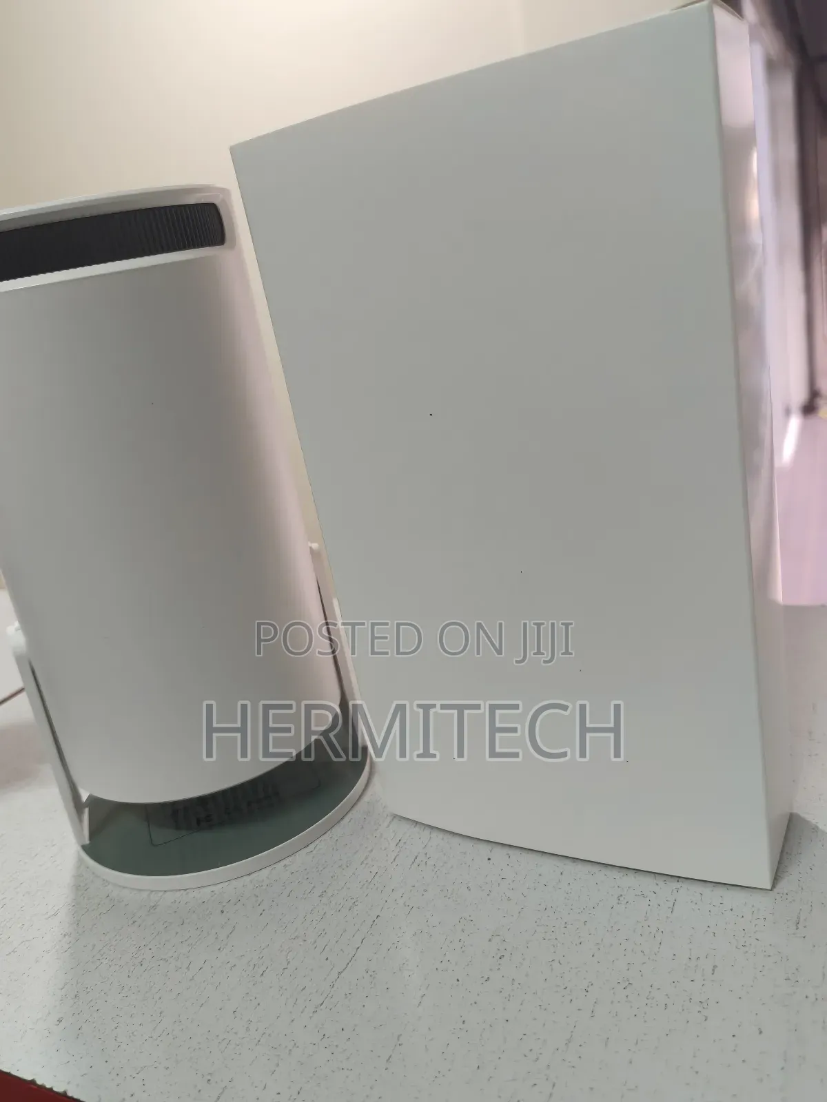 Hy 300 Projector With Cooling System Inbuilt Speakers Wifi Smart