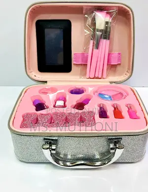 Disney's Frozen / Barbie Themed Make Up Kits