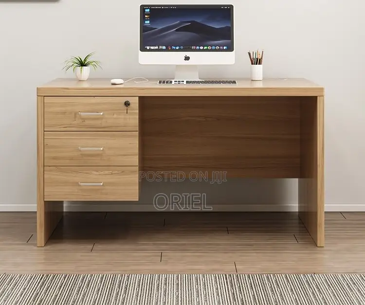 Office Desk : 1.4 Meters Custom Office Study Desk