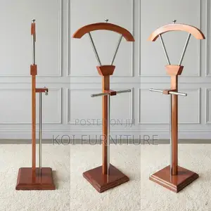 Hnagers; Brown Top Stylish Executive Coat Hanger