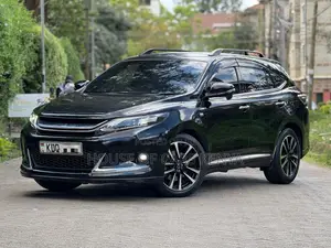 Toyota Harrier 2018 Black